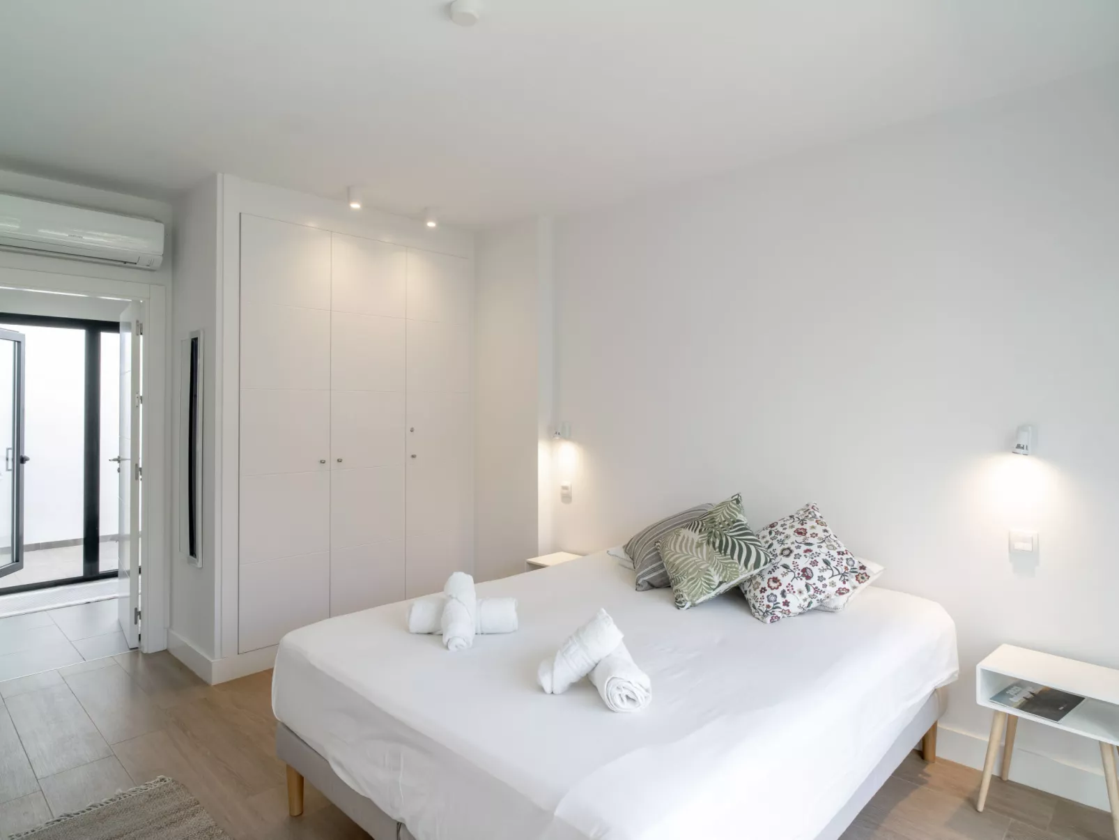 Villa Premium Los Mangos by Casasol - Binnen