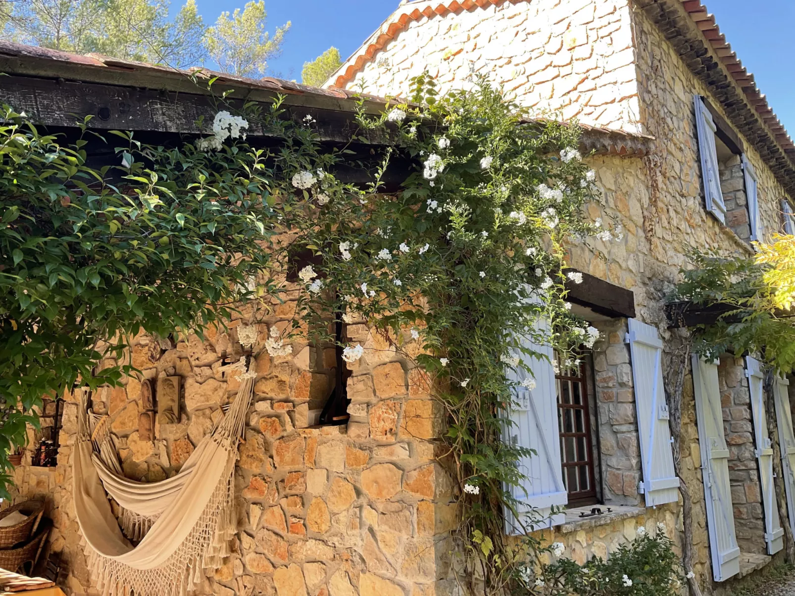 Lou Cigaloun - Buiten