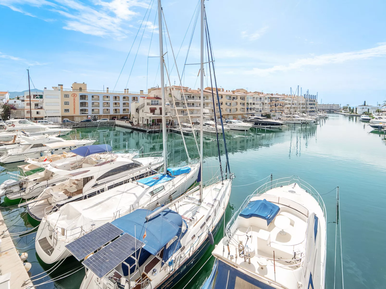 WELCS APARTAMENTO 158 EMP con vistas al canal - Buiten