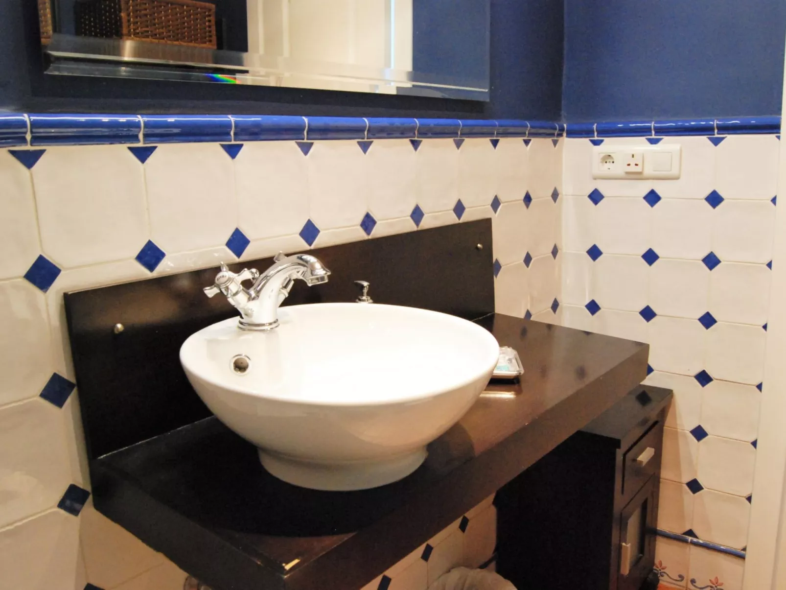 Carabeo 24 Apartment by Casasol - Binnen