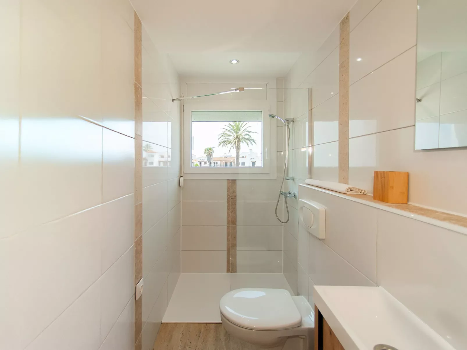 WELCS APARTAMENTO 260 EMP con vistas al canal - Binnen