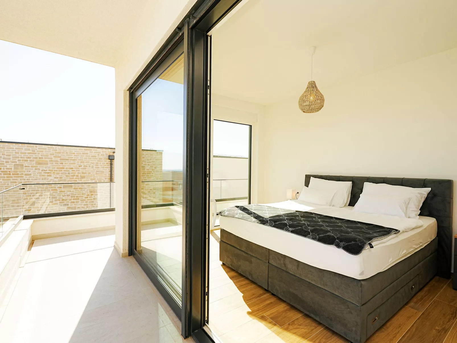 Primosten Hills - North - Binnen