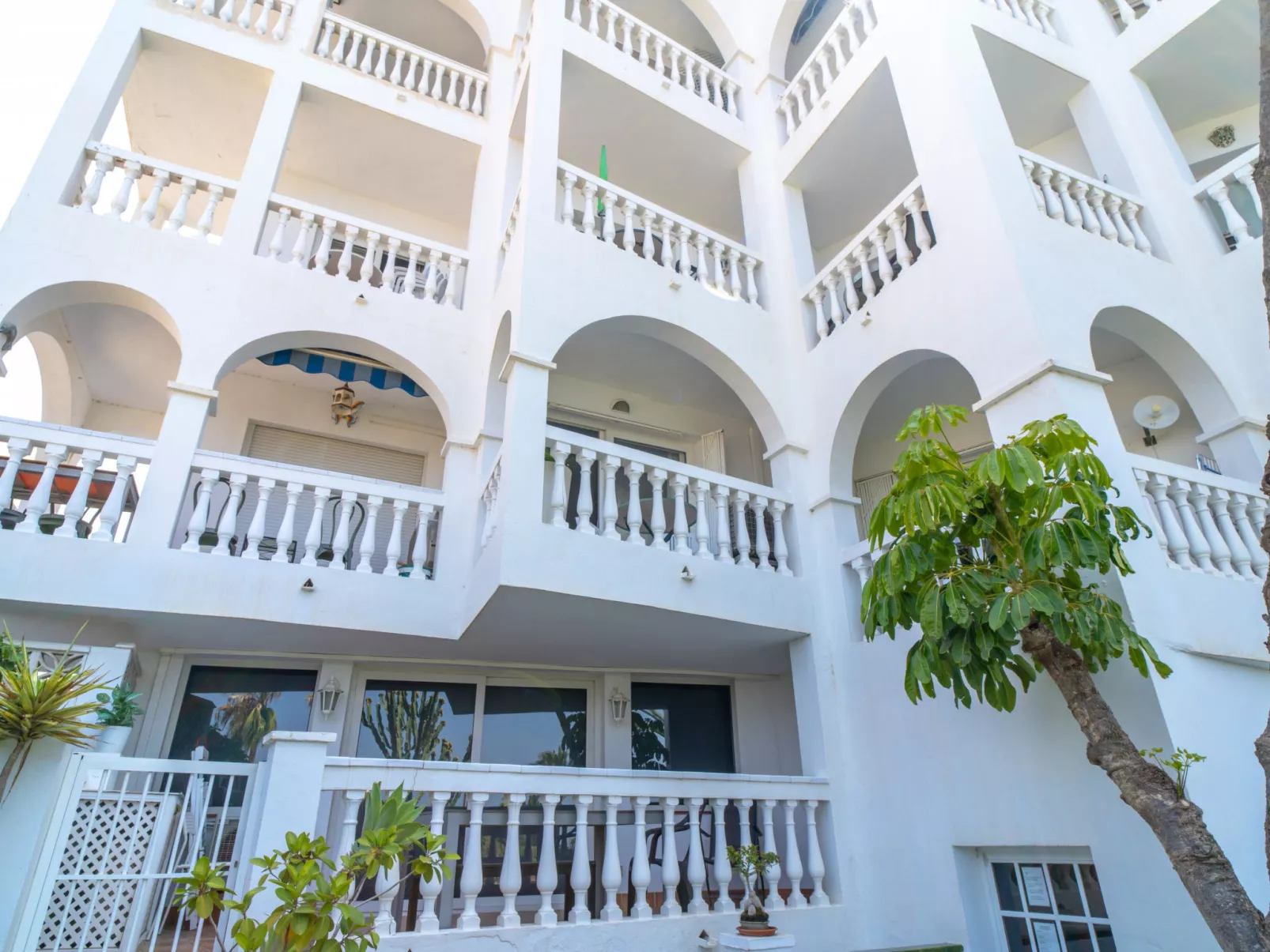 Stella Maris Beachfront B by Casasol - Buiten