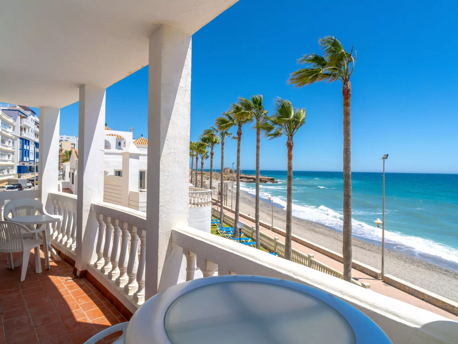 Stella Maris Beachfront 1J by Casasol - Buiten
