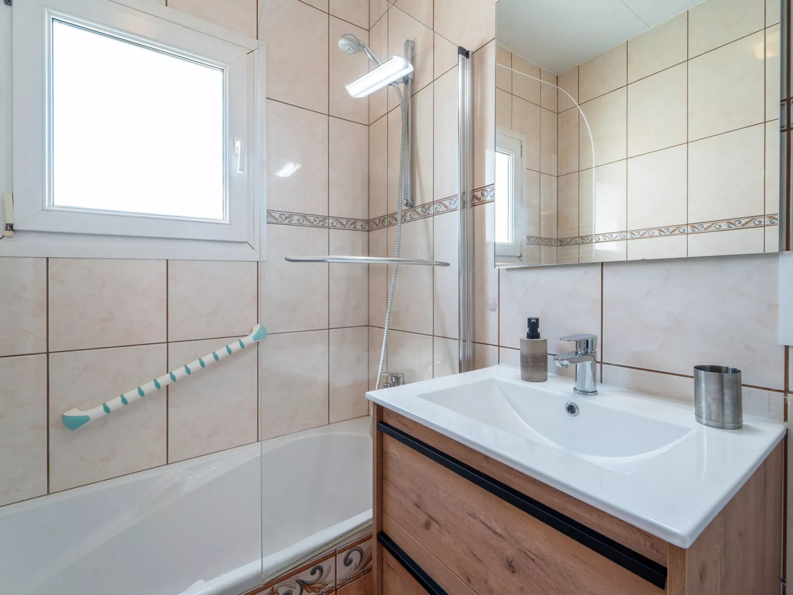 WELCS CASA 168 EMP con piscina privada - Binnen