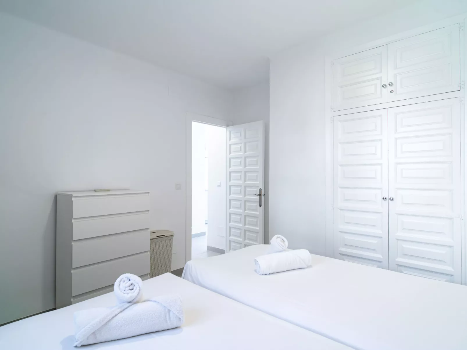 Hibiscos 33 Rooftop Vista by Casasol - Binnen