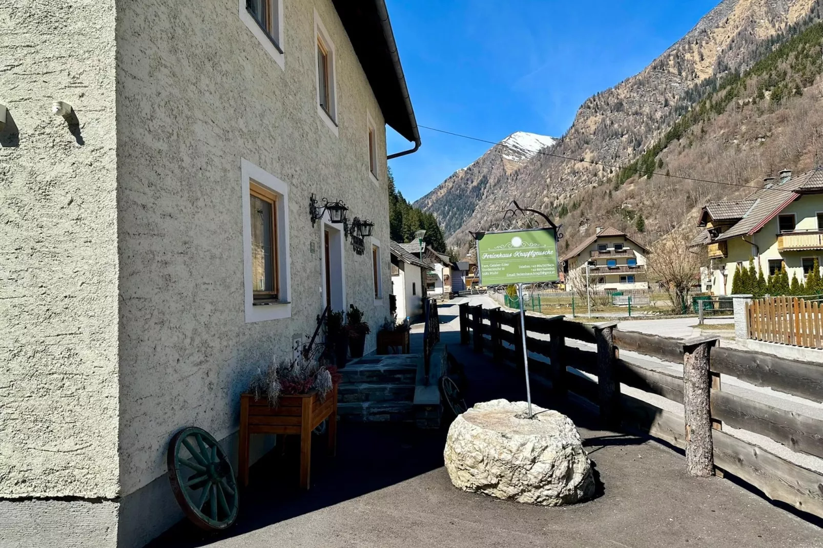 Ferienhaus Krapflgeusche - Buitenkant zomer