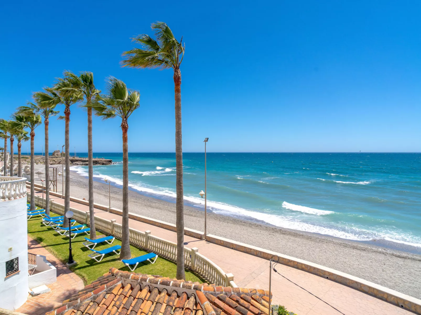 Stella Maris Beachfront 1J by Casasol - Buiten