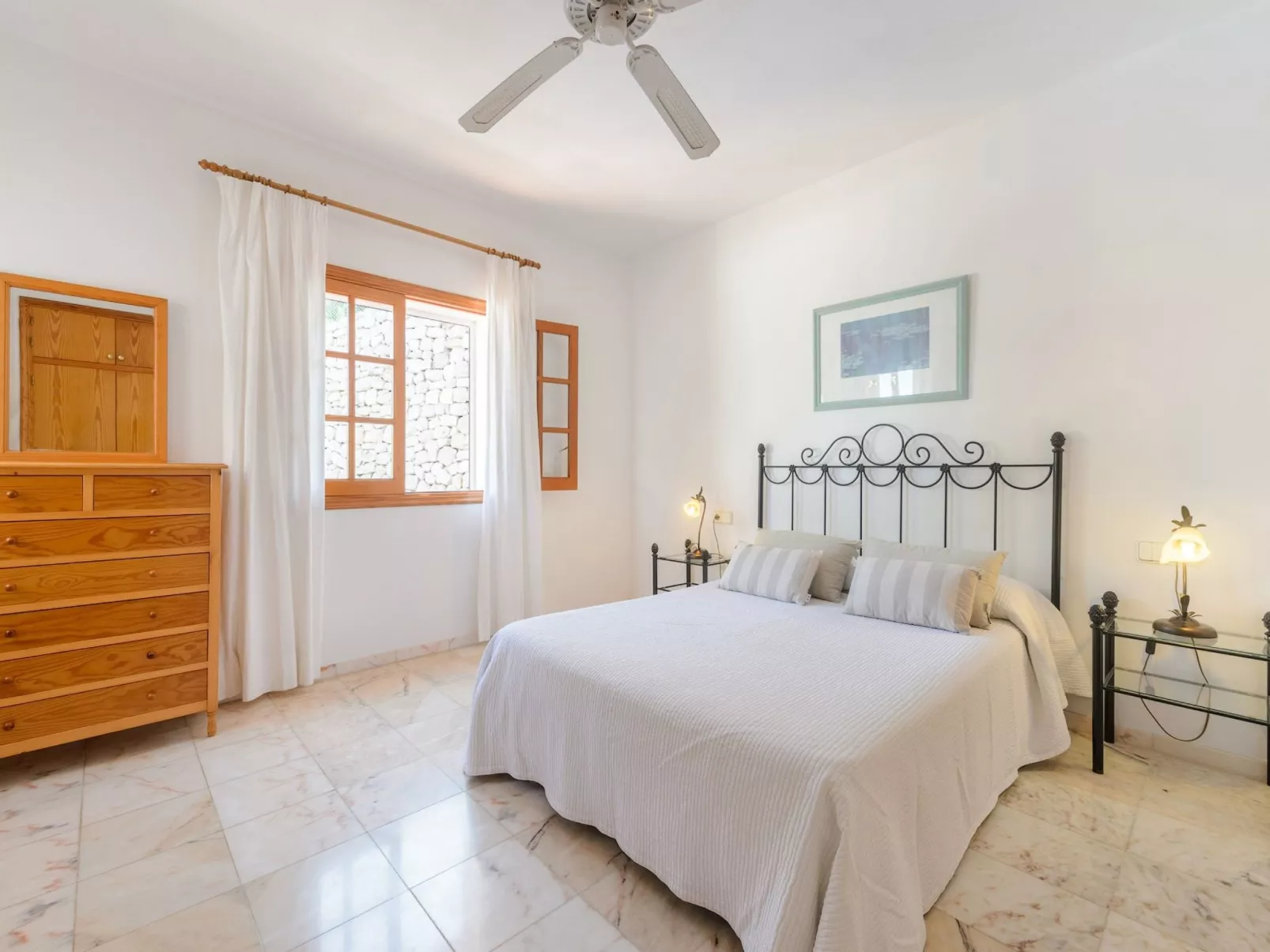 VILLA SA DESCUBERTA - Binnen