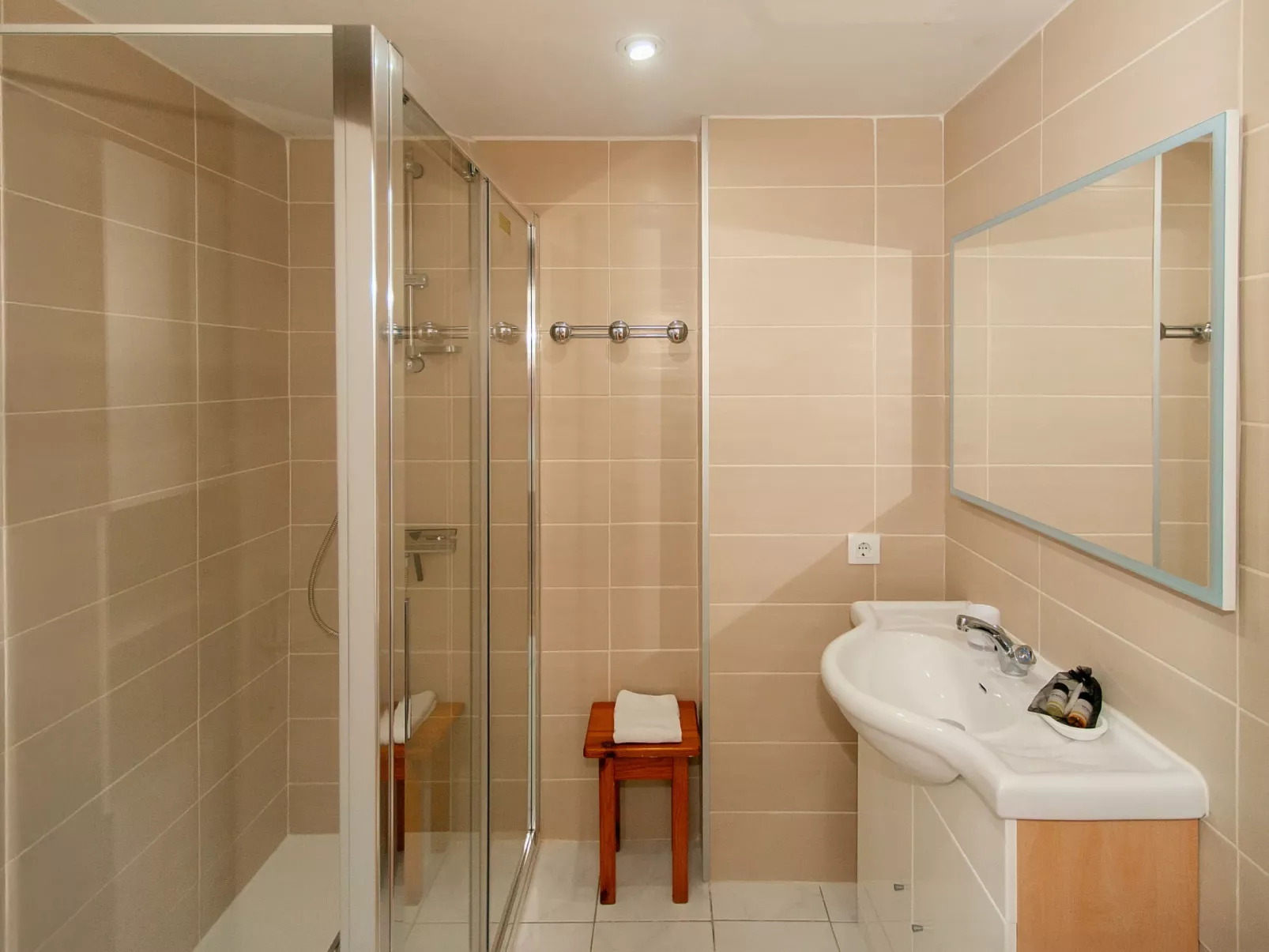 WELCS APARTAMENTO 260 EMP con vistas al canal - Binnen