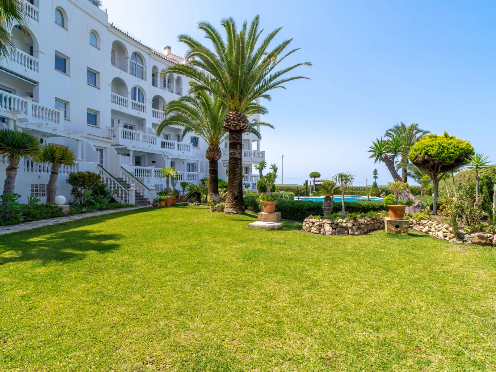 Stella Maris Beachfront B by Casasol - Buiten