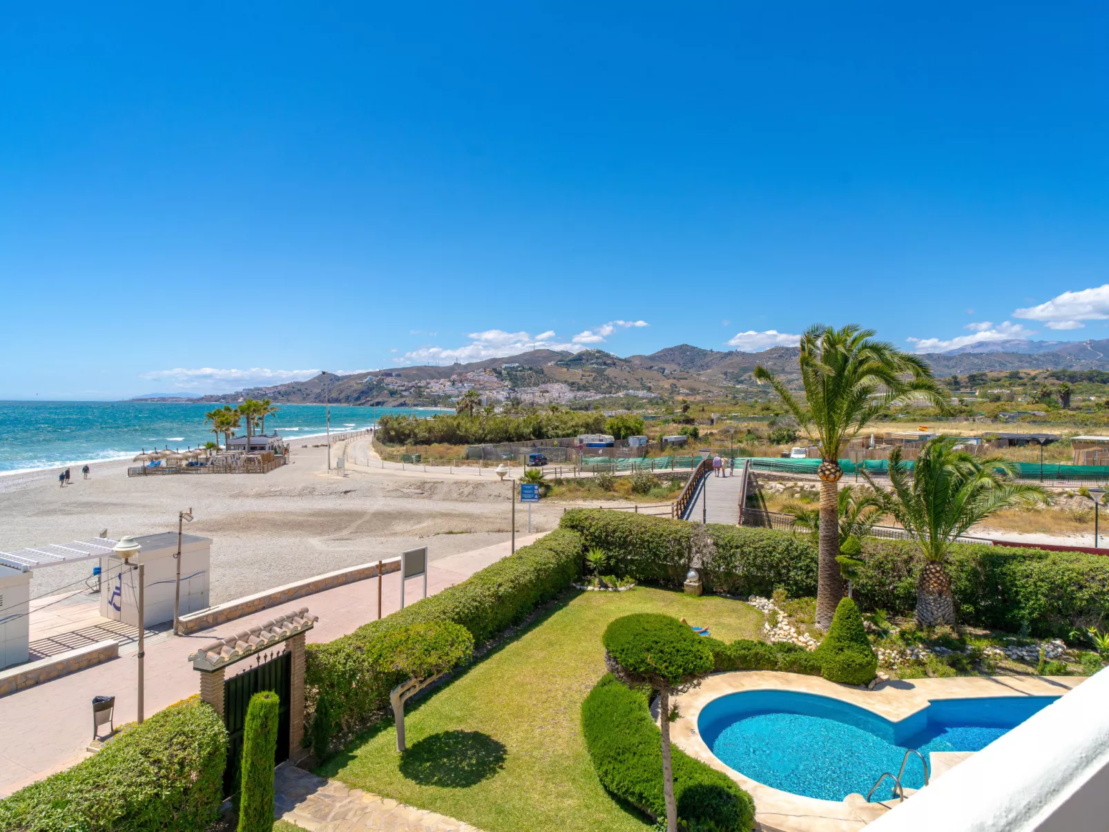 Stella Maris Beachfront 1J by Casasol - Buiten