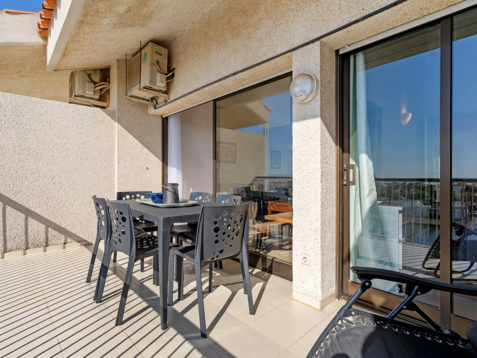 WELCS APARTAMENTO 216 EMP Frente con Terraza - Buiten