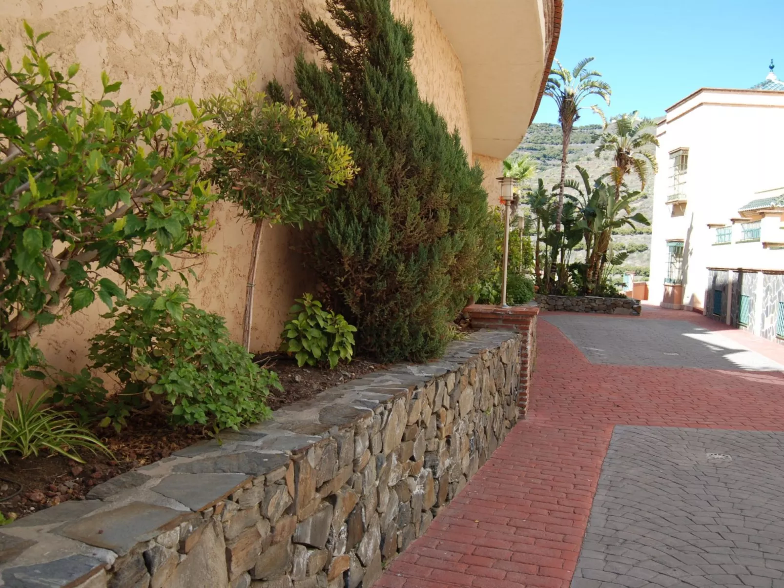 Tamango Hill Alcazaba B by Casasol - Buiten