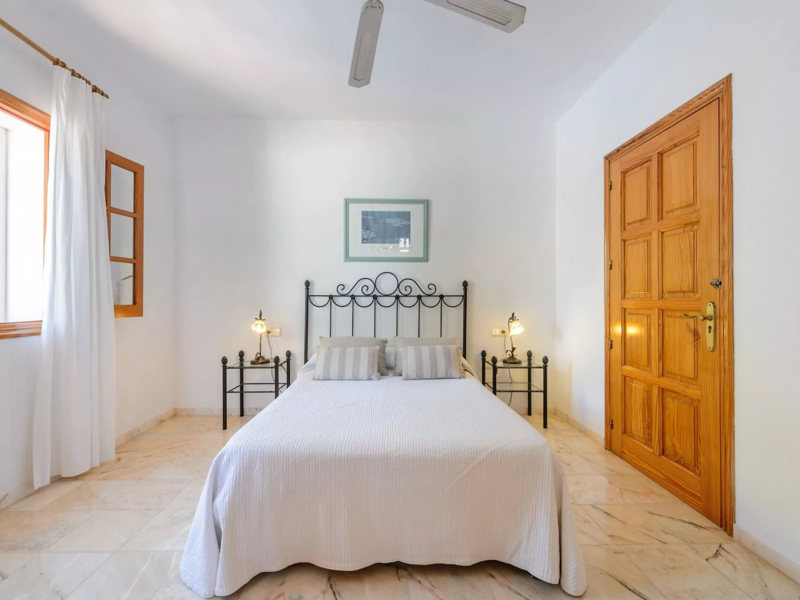 VILLA SA DESCUBERTA - Binnen