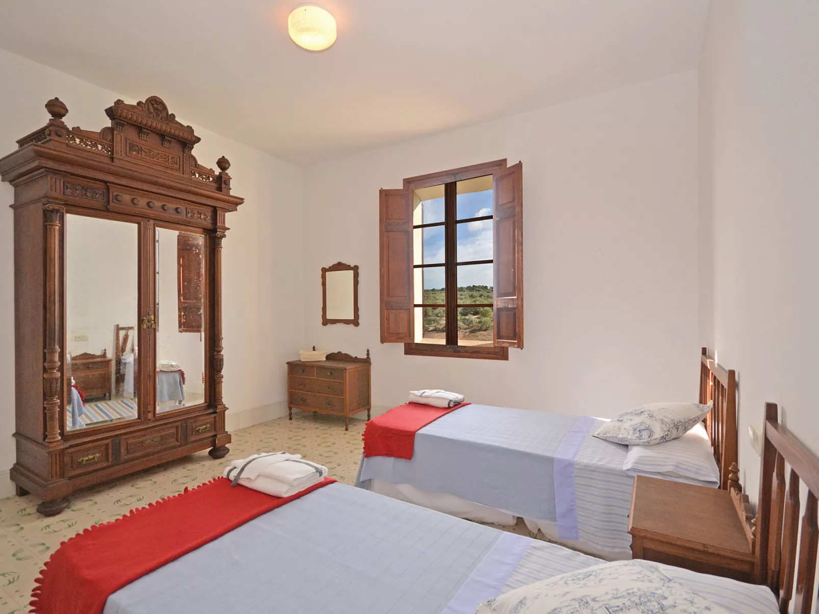 Son Granada - Binnen