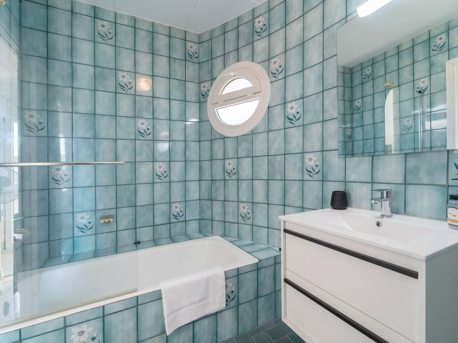 WELCS CASA 168 EMP con piscina privada - Buiten