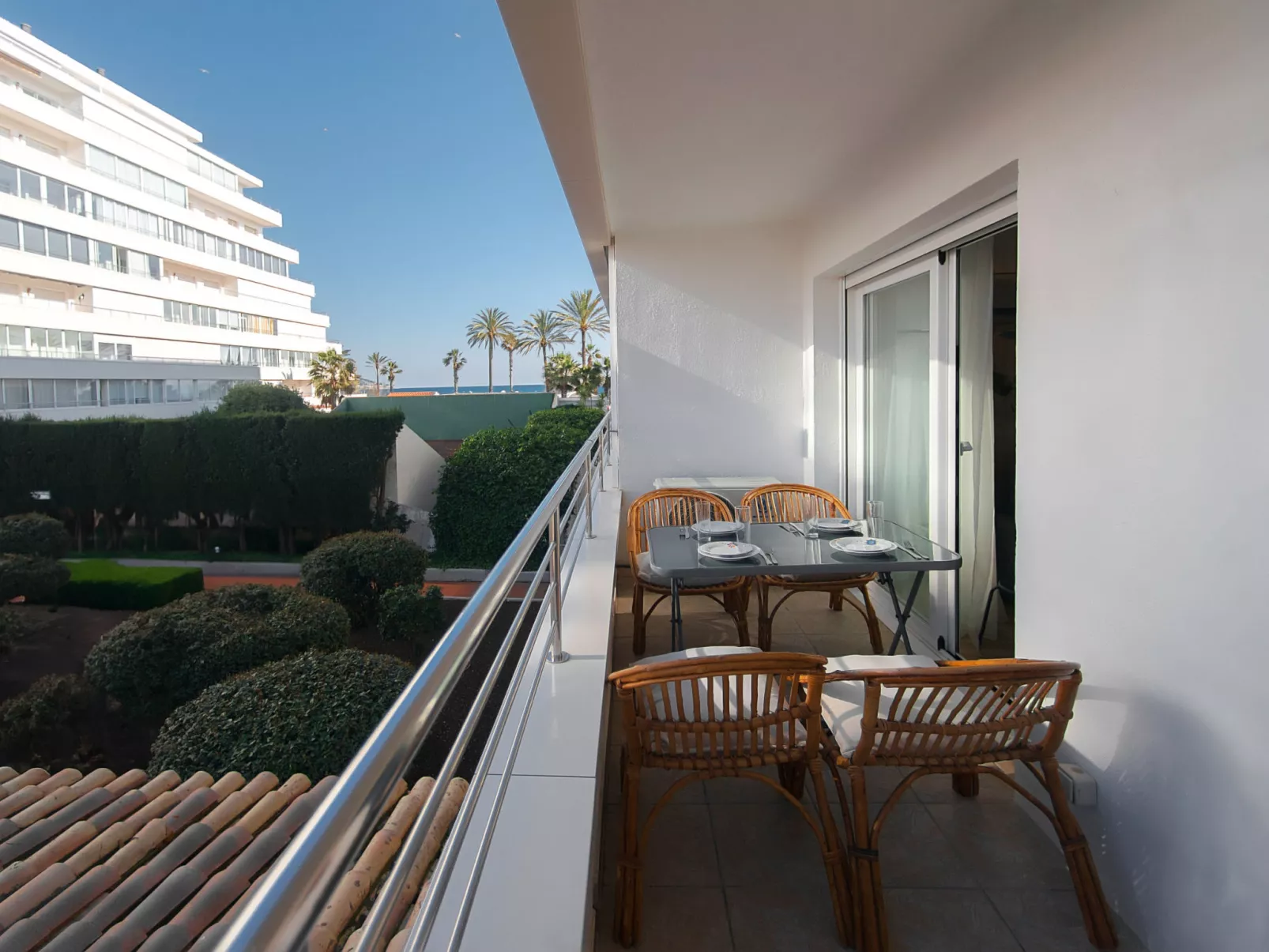 WELCS APARTAMENTO 224 EMP con TERRAZA - Binnen