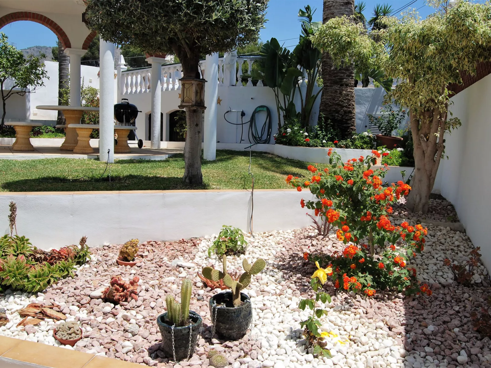 Villa Sandra Top Floor Escape by Casasol - Buiten