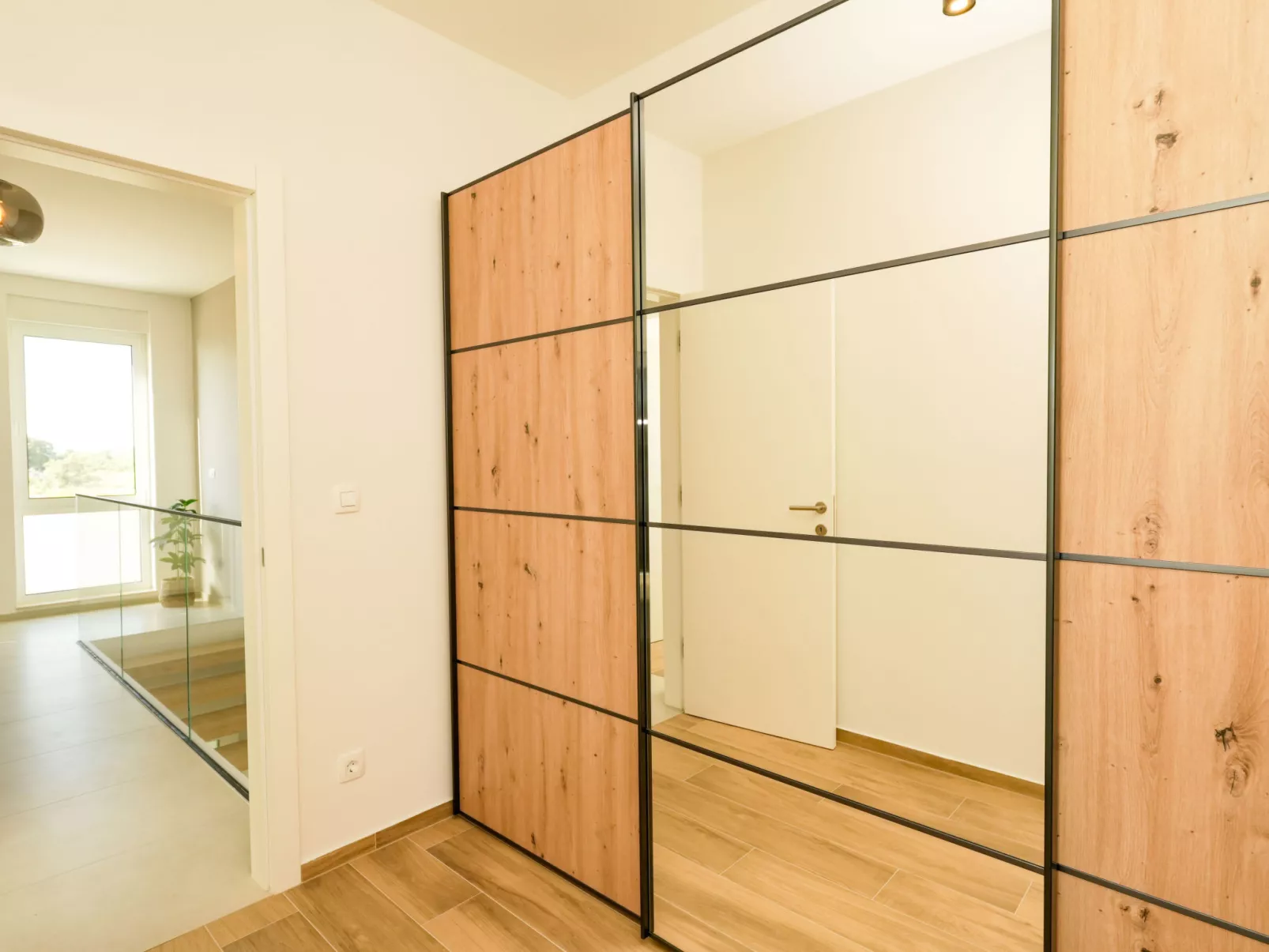 Primosten Hills - North - Binnen