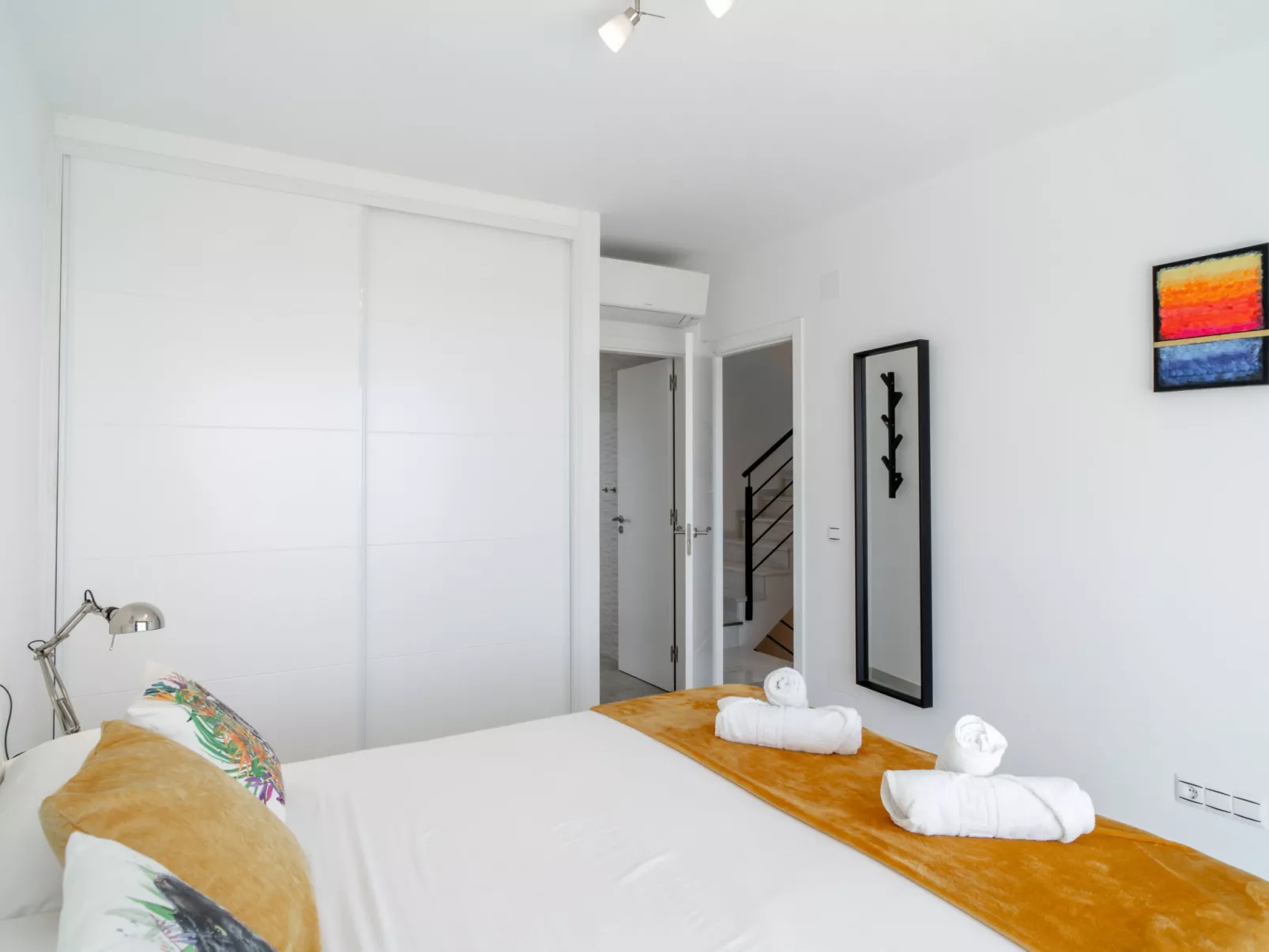 Villa Luxuria Private Pool by Casasol - Binnen