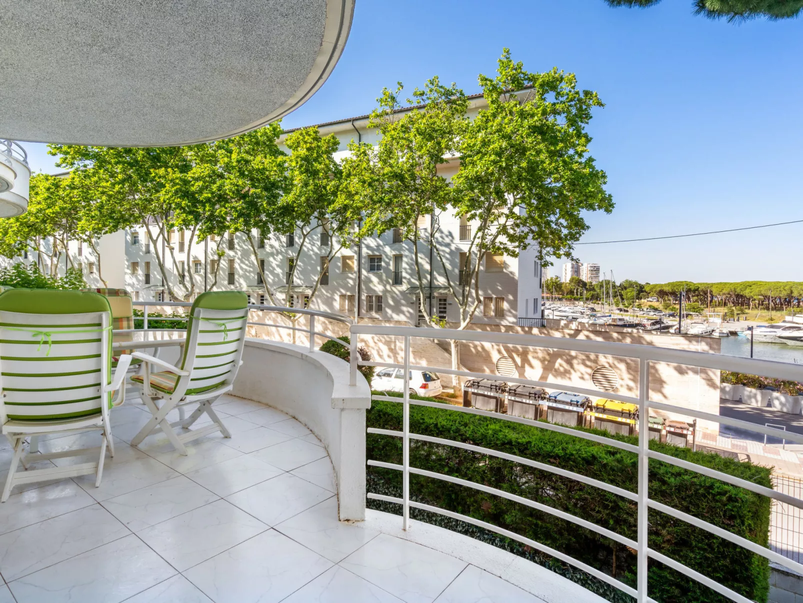 WELCS APARTAMENTO 170 PDA en el puerto - Buiten