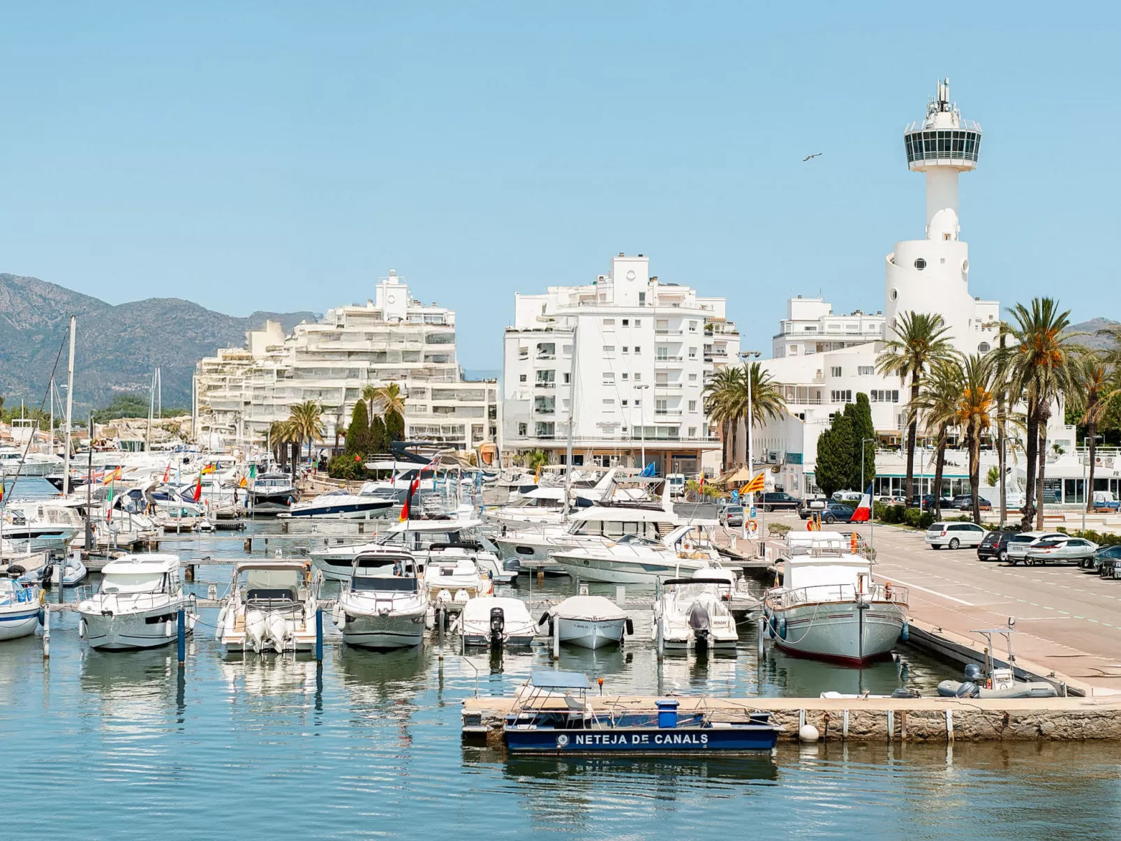 WELCS APARTAMENTO 260 EMP con vistas al canal - Buiten