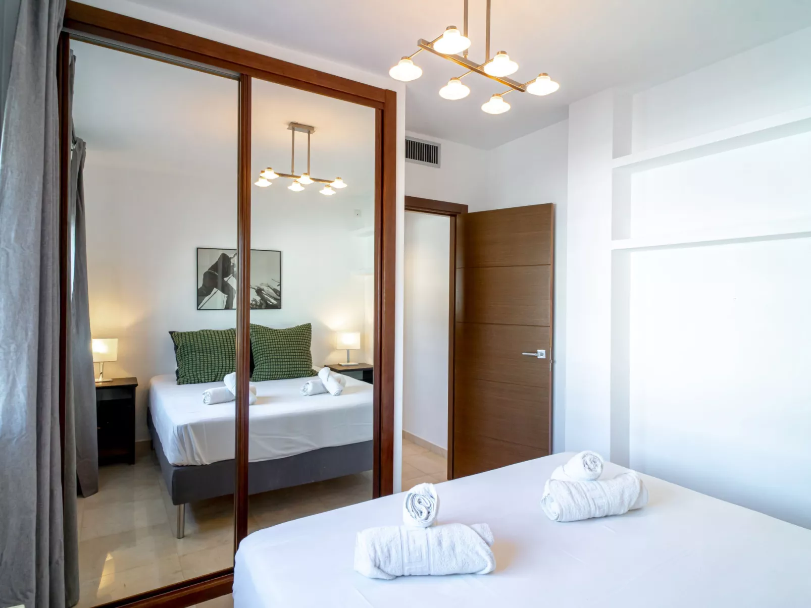 Villa Grande Luxe Private Pool by Casasol - Binnen