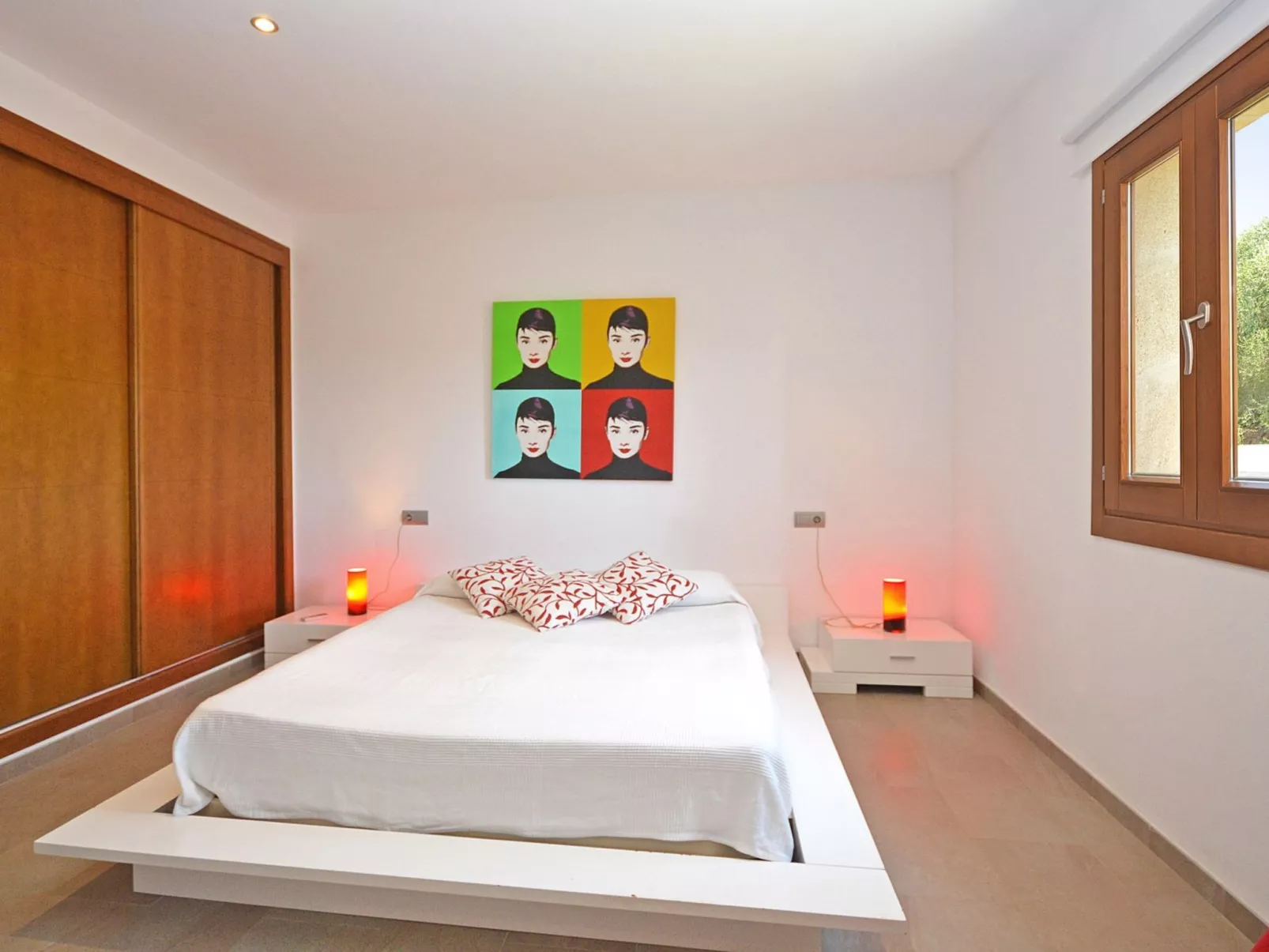 Santa Maria - Binnen