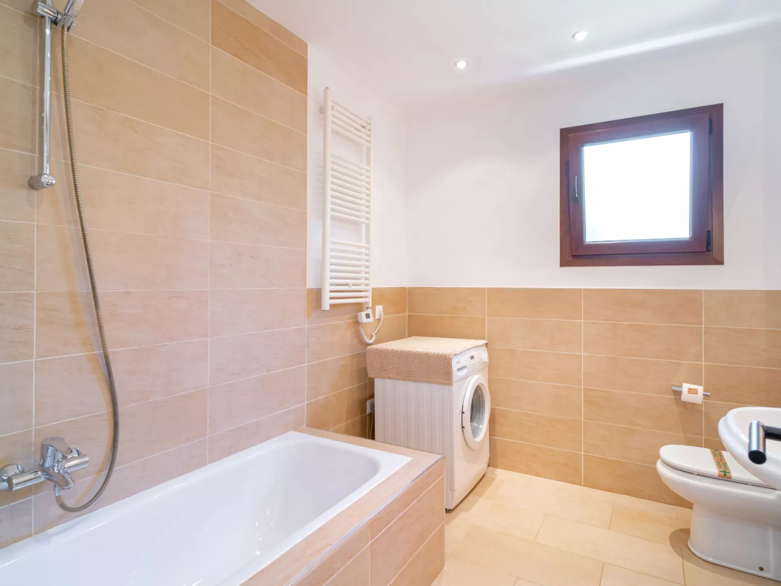 Villa Grand Pool Terrace by Casasol - Binnen