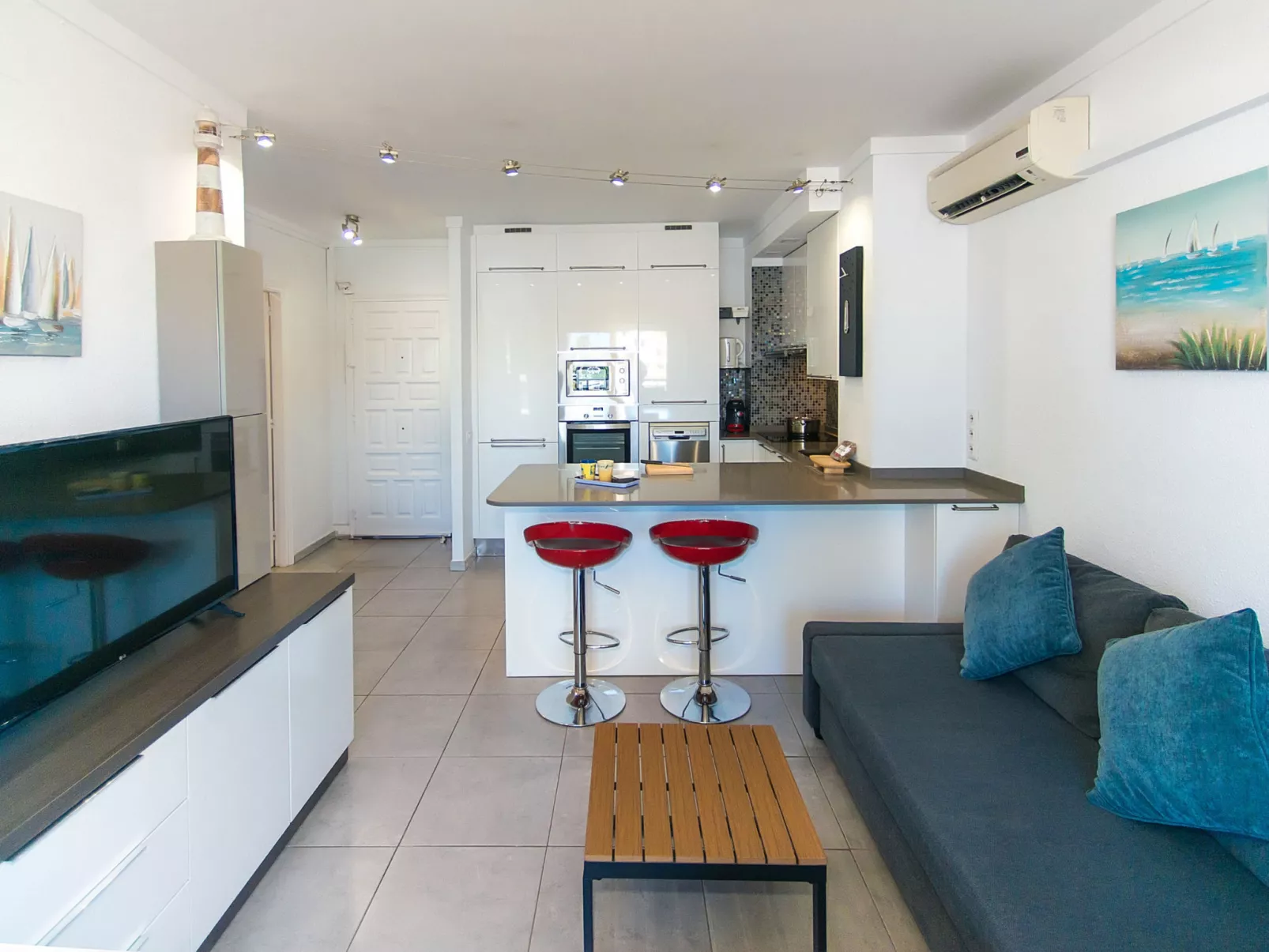 WELCS APARTAMENTO 059 EMP con vista al canal - Binnen