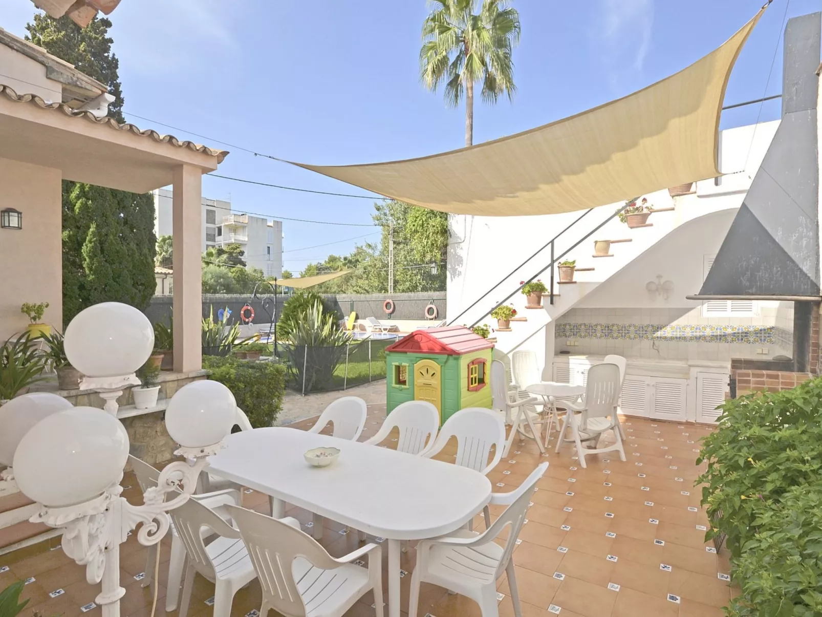 Llenaire - Xata - Buiten