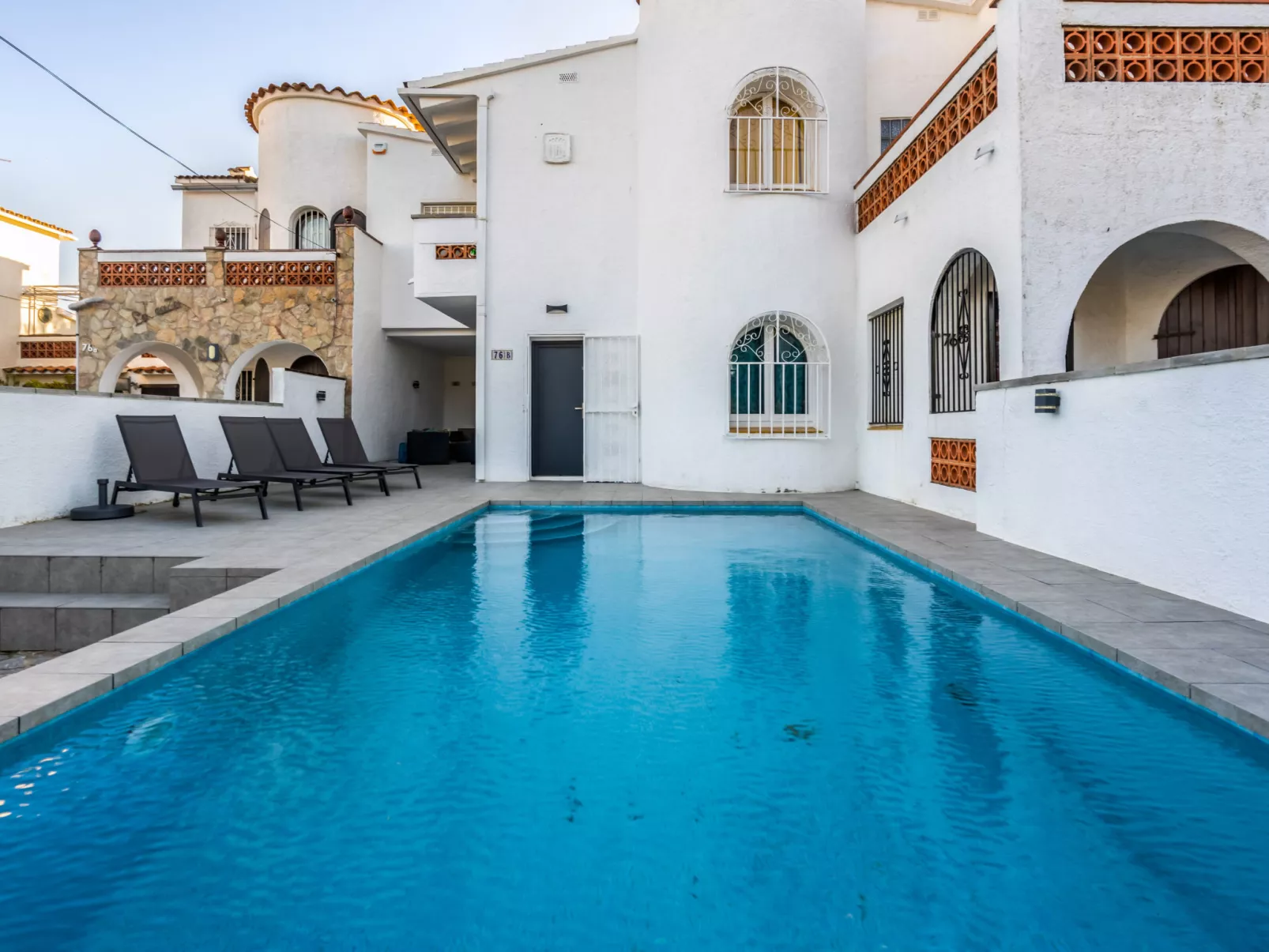 WELCS VILLA 022 EMP La Morgana con piscina priva - Buiten