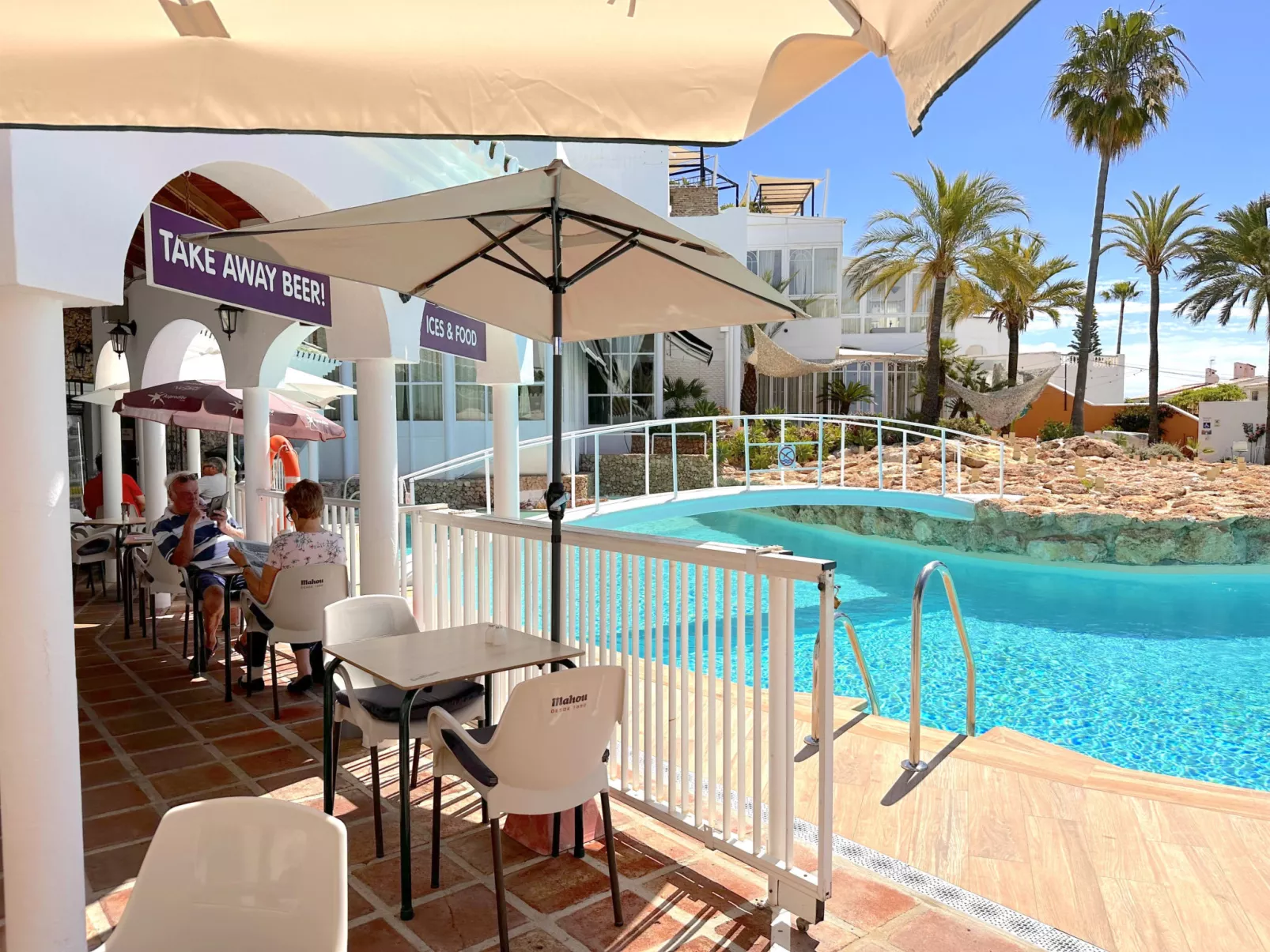 Hibiscos Seaview Terrace by Casasol - Buiten