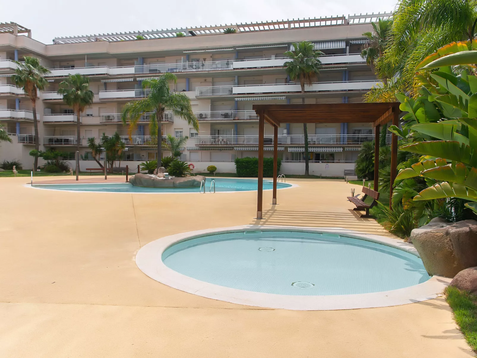 WELCS APARTAMENTO 254 EMP con vista al canal - Buiten