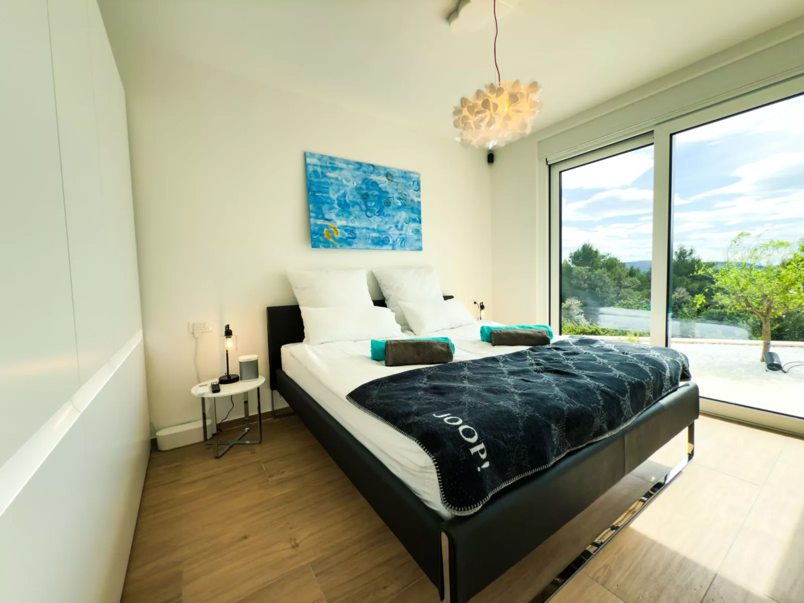 Primosten Hills - West - Binnen