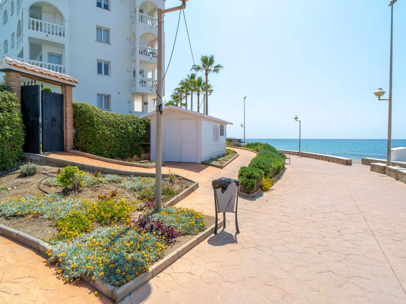 Stella Maris Beachfront 1J by Casasol - Buiten