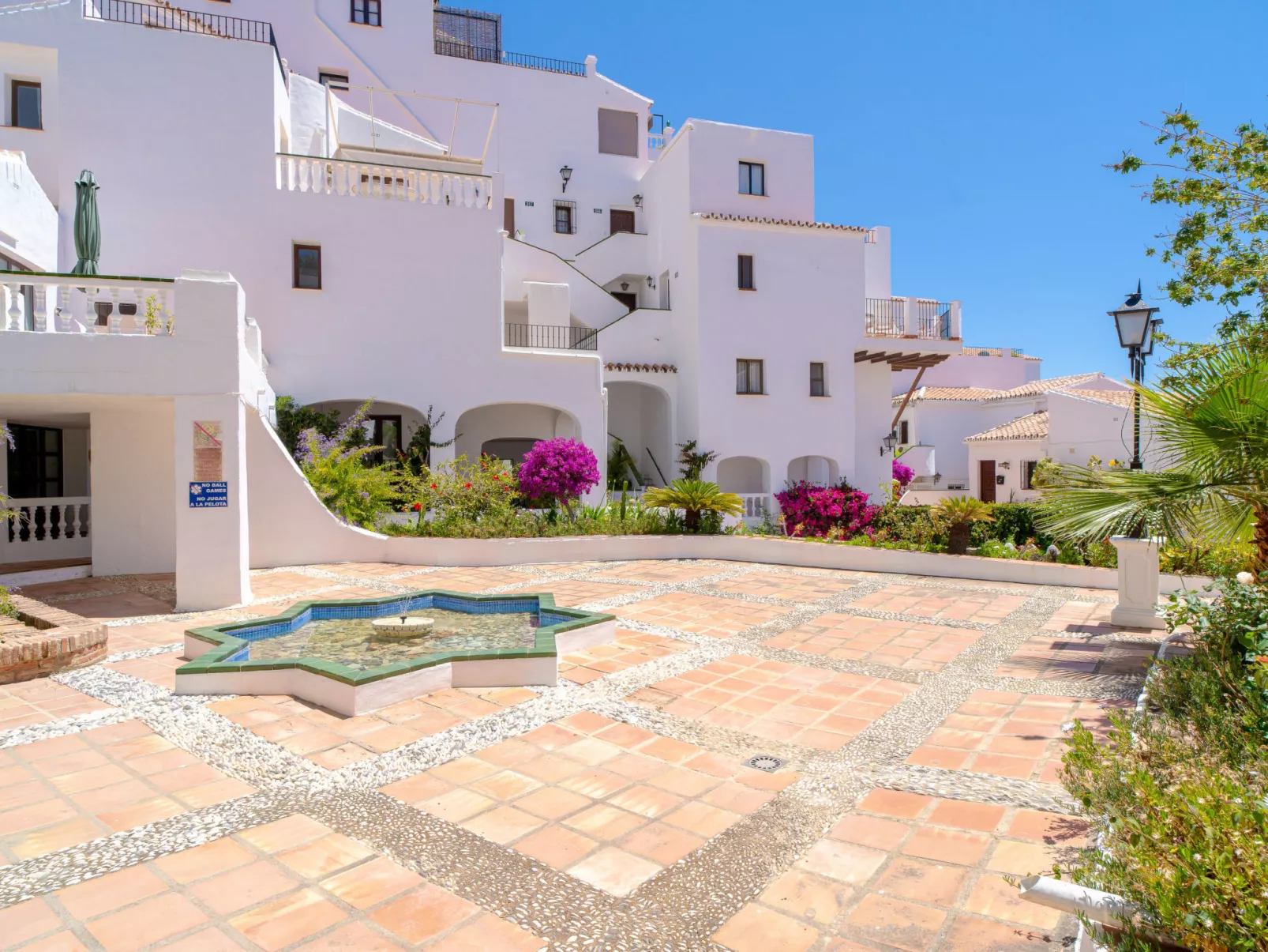 Capistrano Playa 201 by Casasol - Buiten