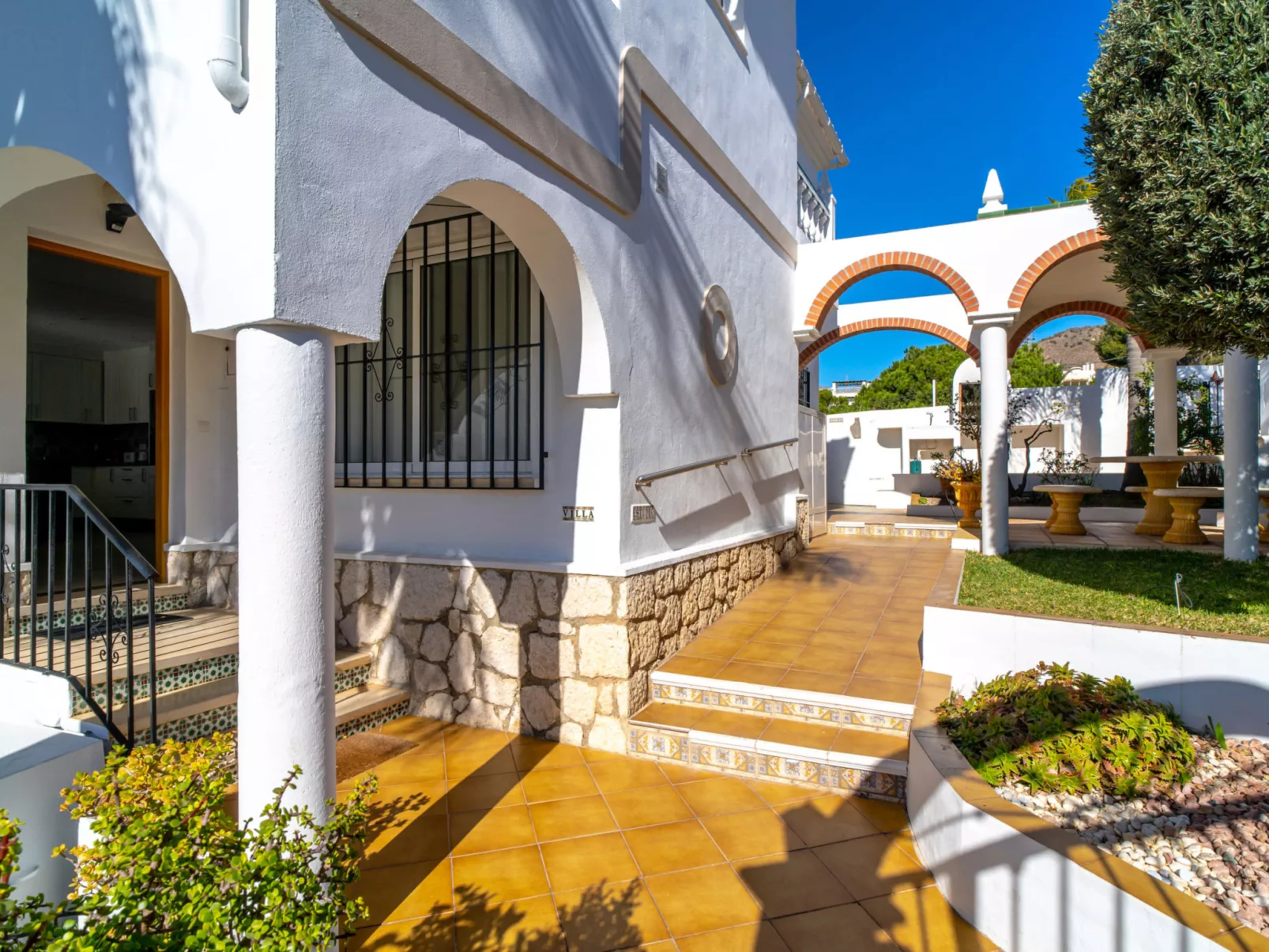 Villa Sandra Luxury Suite by Casasol - Buiten