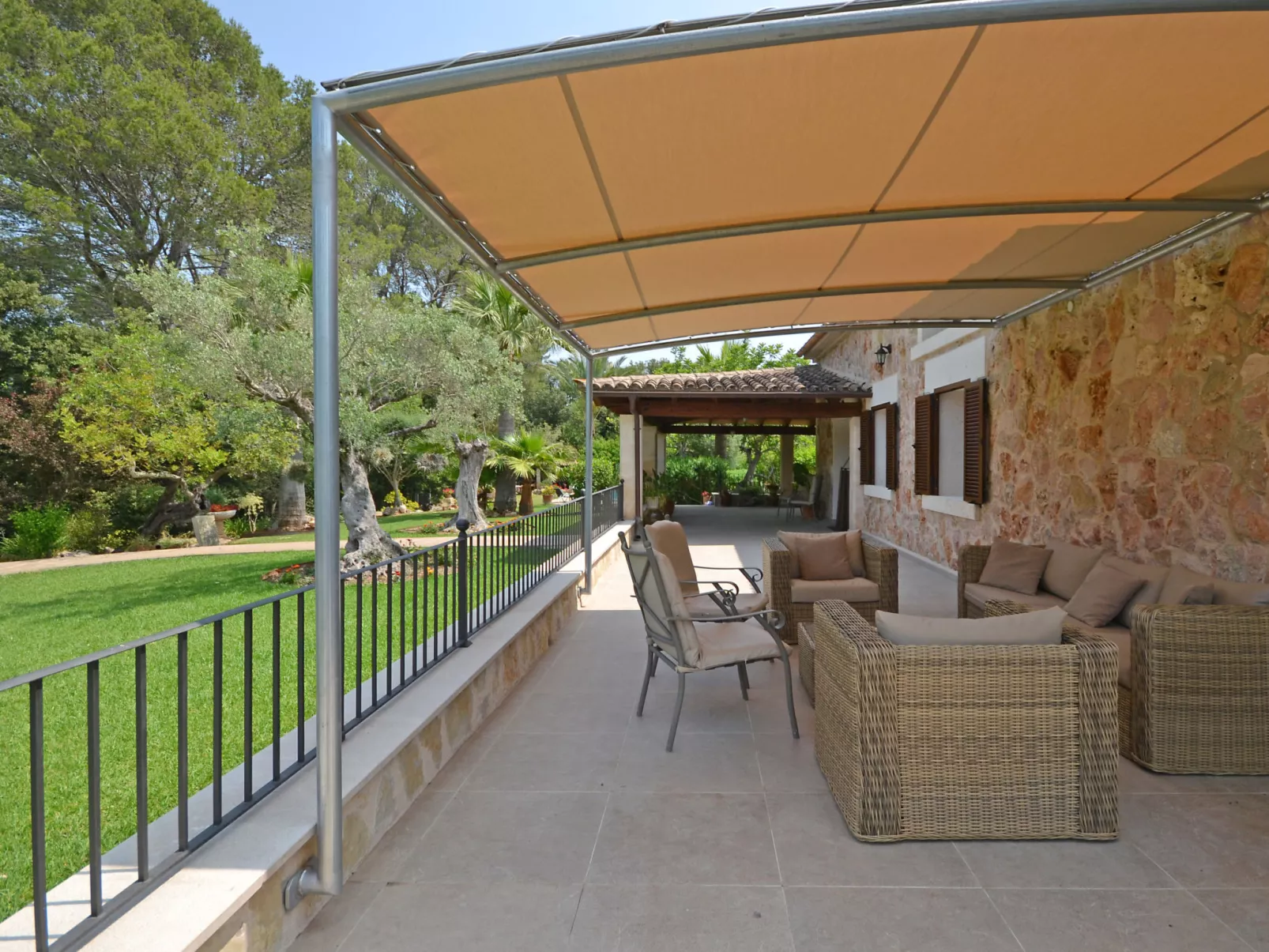 Ca na rossa - Binnen