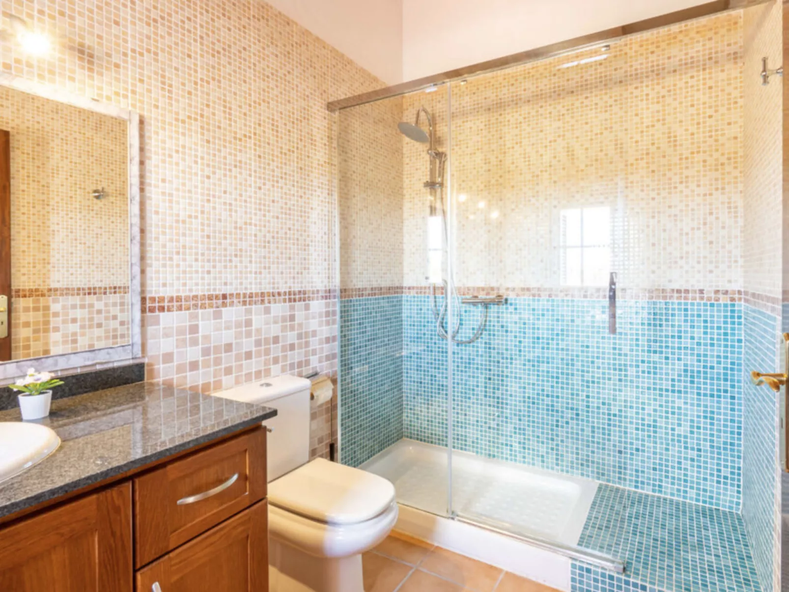 VILLA LORENZO MANACOR by PriorityVillas - Binnen