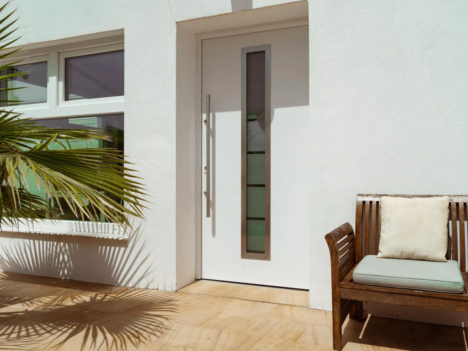 Villa Madrugada, beachside villa in Costabella - Binnen