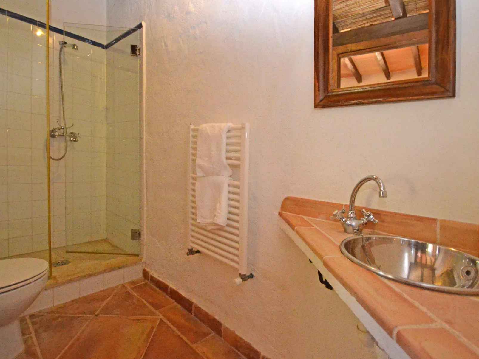 Can Casta (Sonrisa 12) - Binnen