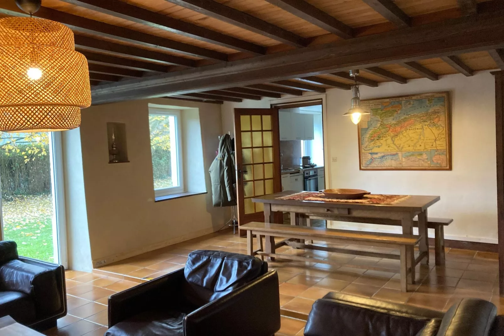 MAISON VIROLE-Eetkamer