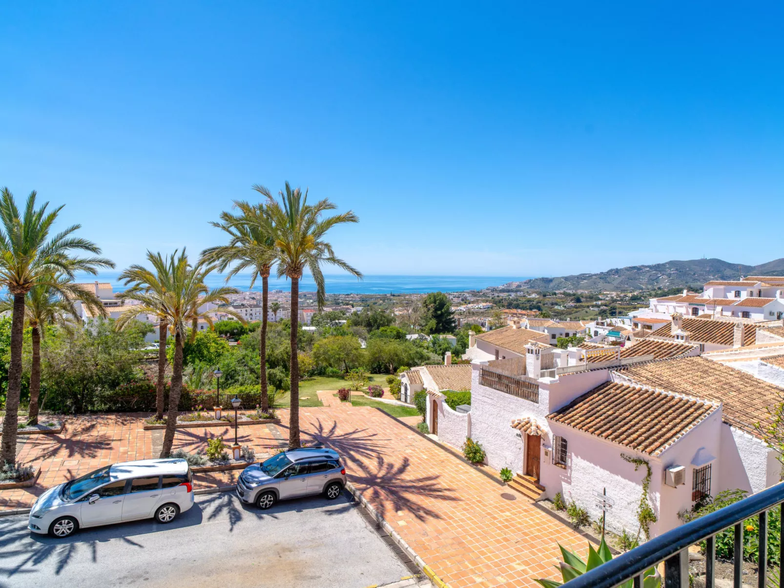 Hibiscos Seaview Terrace by Casasol - Buiten