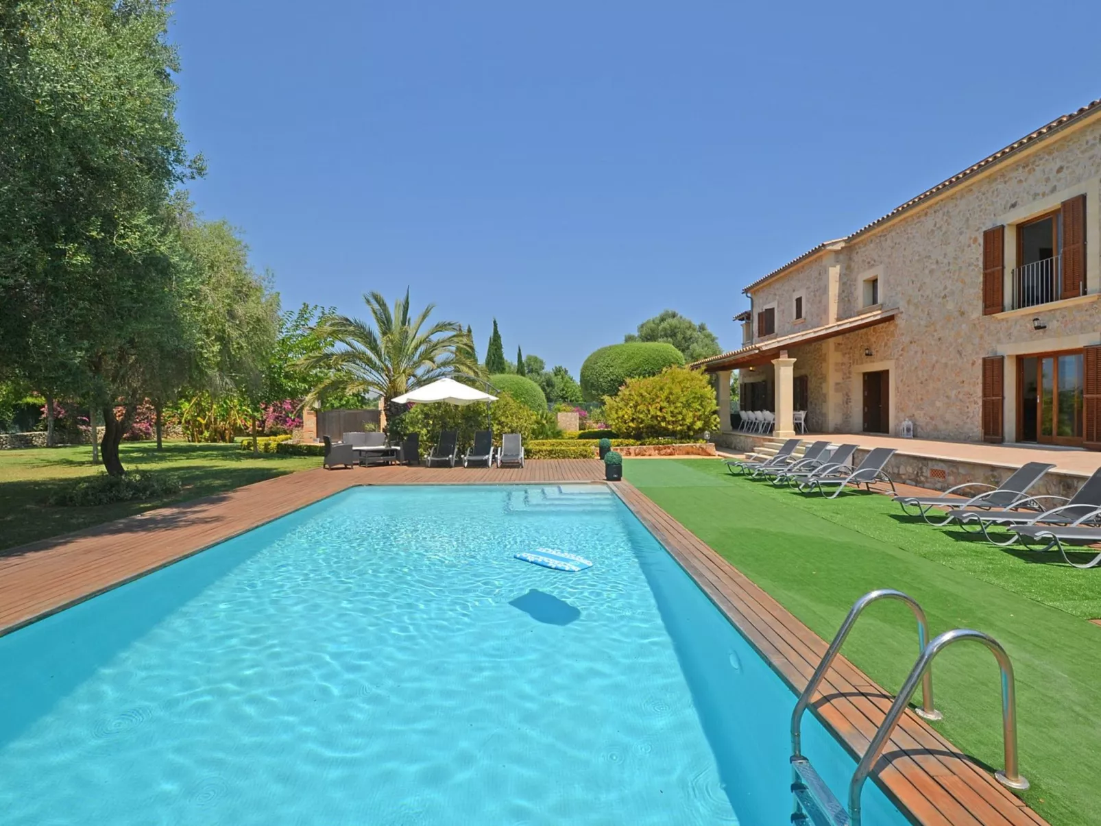 Santa Maria - Buiten