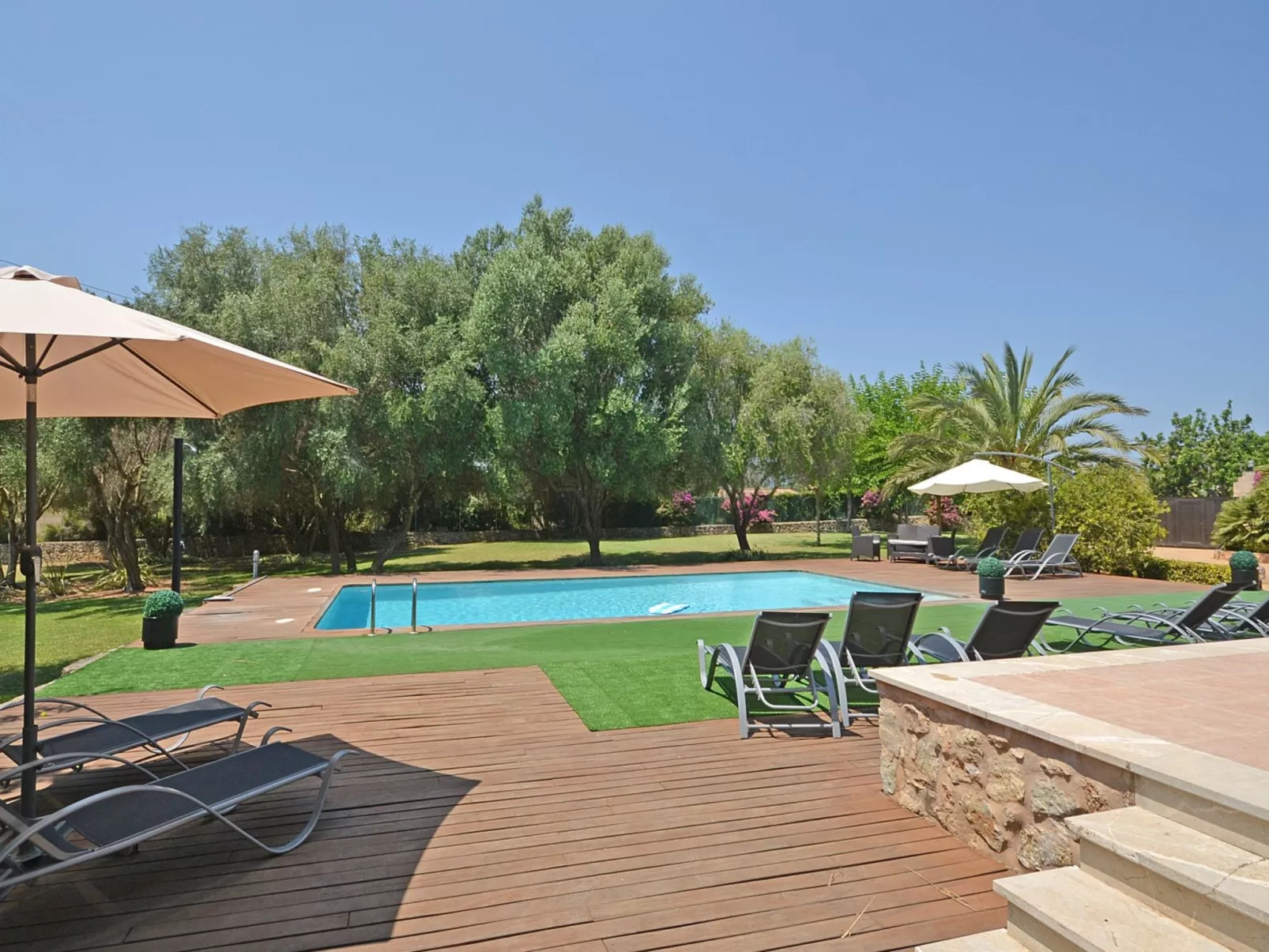 Santa Maria - Buiten