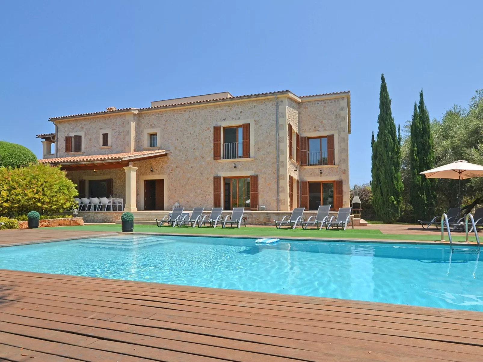 Santa Maria - Buiten