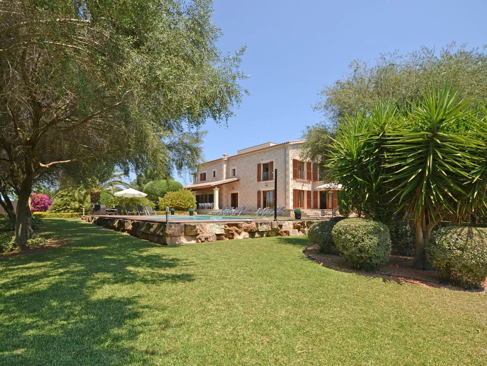 Santa Maria - Buiten