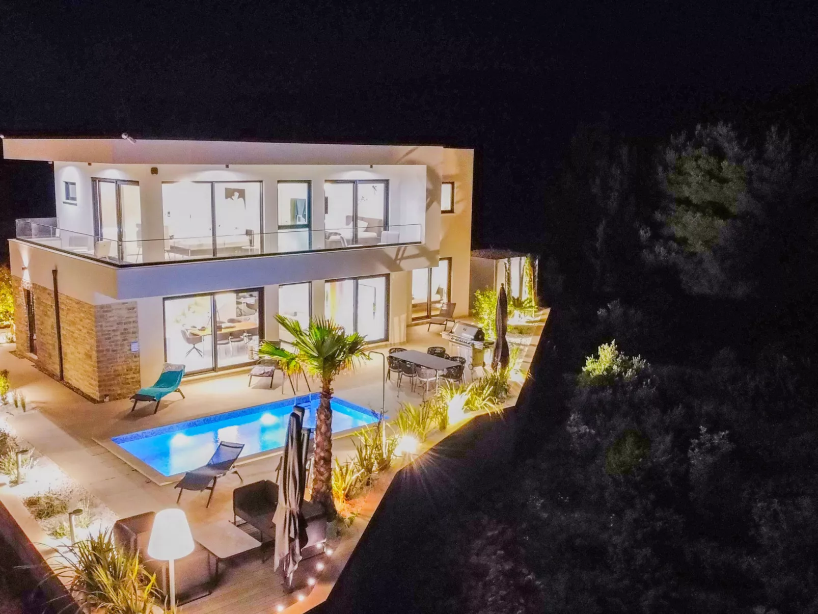 Primosten Hills - West - Binnen